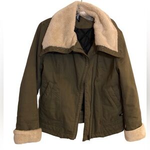 Brooklyn Industries Women’s Olive Green Faux Sherpa Lined Jacket Size Small